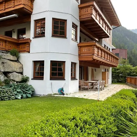 Haus am Steinbockzentrum St. Leonhard im Pitztal Exterior foto